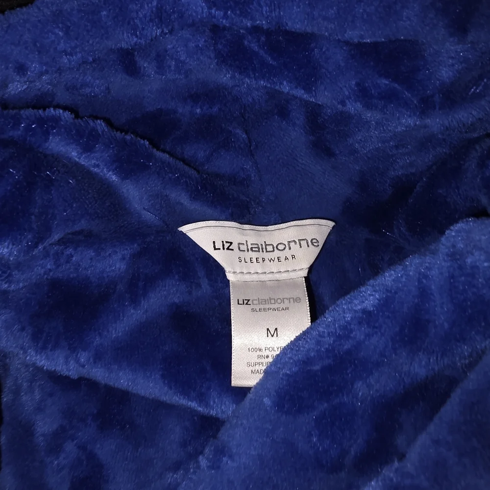 Liz Claiborne Blue Floral Robe - Picture 2 of 2